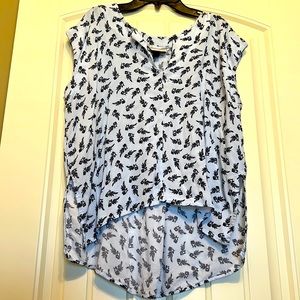 Universal thread floral sleeveless blouse